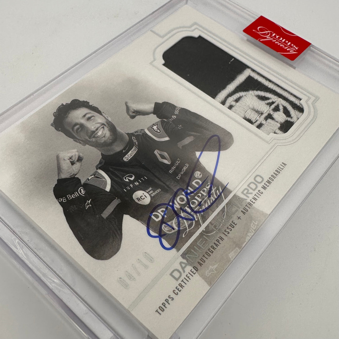 04/10 Silver - Daniel Ricciardo #DAP-DR - 2020 Dynasty Autograph Patch