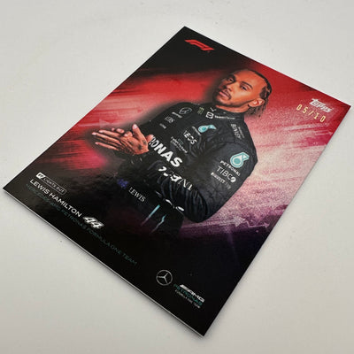 5/10 Red - Lewis Hamilton - 2022 Topps Lights Out