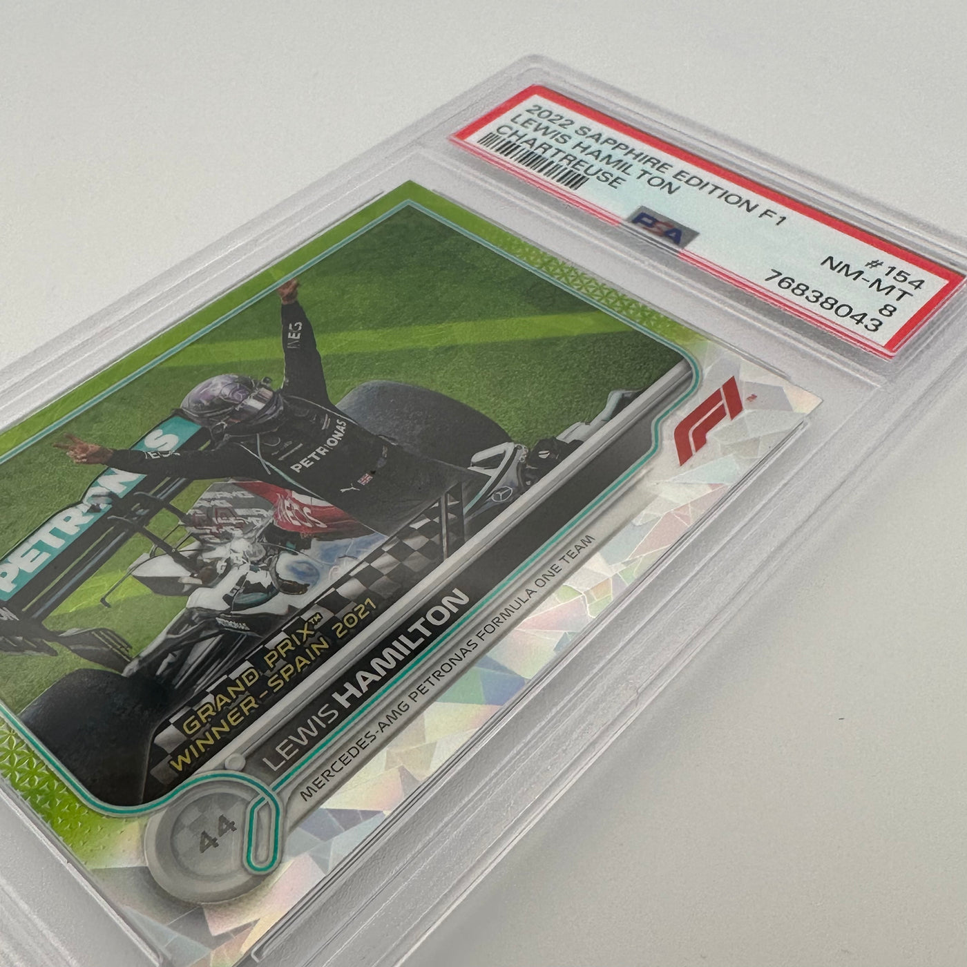 PSA 8 - 037/199 - LEWIS HAMILTON #154 - SAPPHIRE EDITION - CHARTREUSE